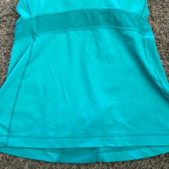 Lululemon Tank Top Size 6 Teal Criss Cross Back - Picture 4 of 9